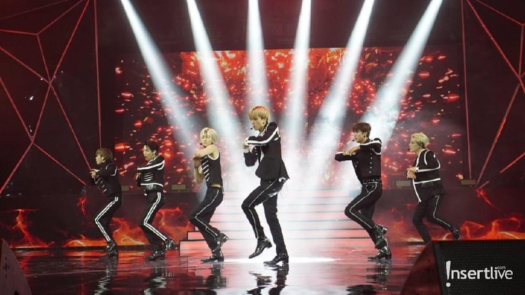 Korean Wave 2019 dimeriahkan oleh NCT Dream, Rossa, Ungu, Via Vallen, hingga JKT48. Simak aksi mereka berikut ini.