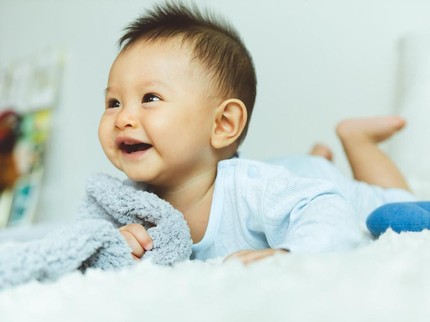 30 Nama Bayi Laki-laki dari Bahasa Sanskerta Bermakna Cahaya