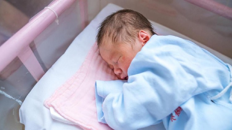 Jenis batu permata yang indah bisa jadi sumber inspirasi memberi nama bayi.