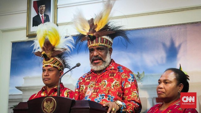 Ketua DPRD Kota Jayapura Abisai Rollo menyampaikan orang asli Papua terganggu kegiatan investasi yang tidak didialogkan dengan masyarakat terdampak pembangunan.