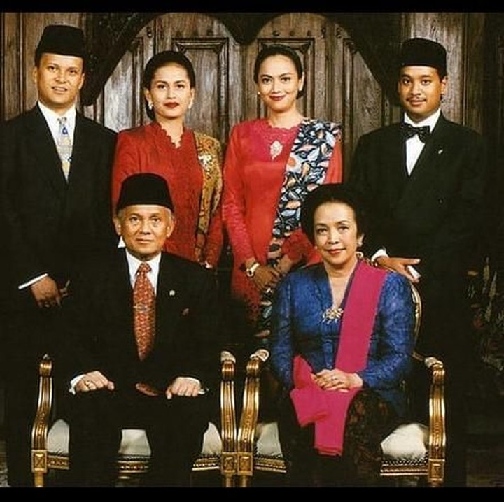 BJ Habibie dan Ainun dikaruniai dua orang anak, Ilham Akbar Habibie dan Thareq Kemal Habibie. (Foto: Dok. Instagram/@b.jhabibie)