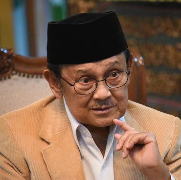 7 Kutipan Hidup Paling Inspiratif BJ Habibie