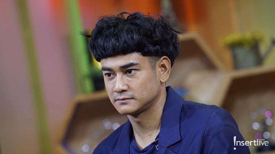 Dwi Andhika menyebutkan bahwa dirinya dan Donita masih ada hubungan. 