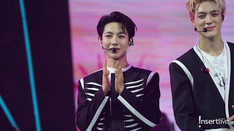 7 Potret Aegyo NCT Dream yang Buat NCTzen Histeris Aegyo NCT Dream di Korean Wave 2019 ini buat NCTzen berteriak histeris. Mau lihat aksi aegyo mereka?