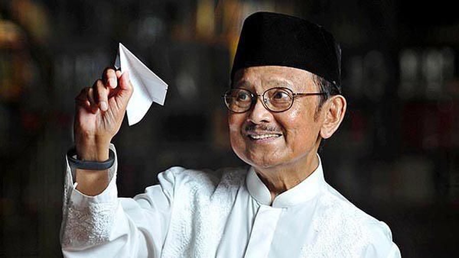 Keluarga pun ikhlas melepas kepergian BJ Habibie dan mengatakan bahwa tim dokter sudah berusaha memberikan yang terbaik.