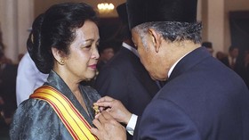 BJ Habibie Akan Dimakamkan di Samping Ainun di TMP Kalibata