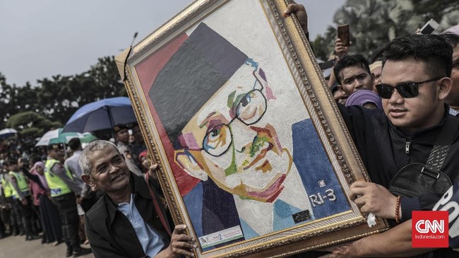Setahun kepergian Habibie, Ilham Akbar Habibie mengungkapkan masih ingat betul setiap pesan dan nilai-nilai yang dicontohkan oleh sang ayah.