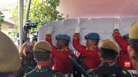 VIDEO: Keluarga Serahkan Jenazah BJ Habibie ke Negara