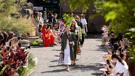 FOTO: Perayaan Keragaman Bentuk Tubuh dan Alam ala Kate Spade