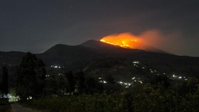 Warga Sebut Karhutla Terjadi di Gunung Lagadar Bandung