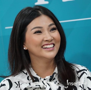 Lirik Lagu Cinta Luar Biasa Versi Mandarin - Sarwendah