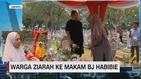 VIDEO: Warga Berziarah ke Makam B.J. Habibie