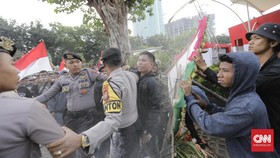 FOTO : Aksi Berujung Rusuh di Gedung KPK