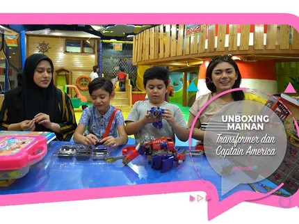 Unboxing Mainan Transformer dan Captain America
