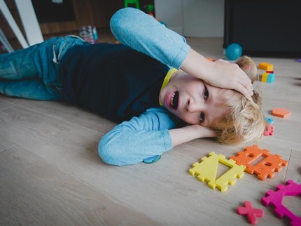 Bunda Perlu Tahu, Perbedaan Anak ADHD dengan Autisme