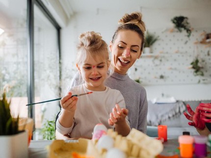 10 Ucapan Orang Tua untuk Memuji Anak Tanpa Berlebihan
