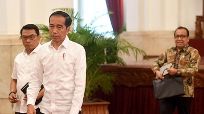 Kepala Staf Kepresidenan Moeldoko menyatakan revisi UU KPK merupakan bentuk komitmen Presiden Jokowi untuk memberantas korupsi di Indonesia.