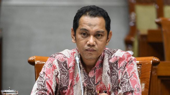 Pimpinan Baru Ingin Rangkul Wadah Pegawai KPK Pimpinan KPK terpilih Nurul Ghufron ingin bersinergi secara optimal dengan Wadah Pegawai KPK serta elemen lain yang peduli dengan pemberantasan korupsi.
