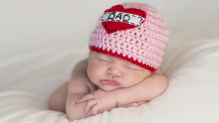 Bunda yang sedang mencari nama anak, berikut ini inspirasi nama bayi dari Bahasa Arab, dengan awalan A dan bermakna putri. Cantik dan familiar banget.
