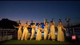 VIDEO: Festival Musim Gugur Pelajar China di Atas Kapal
