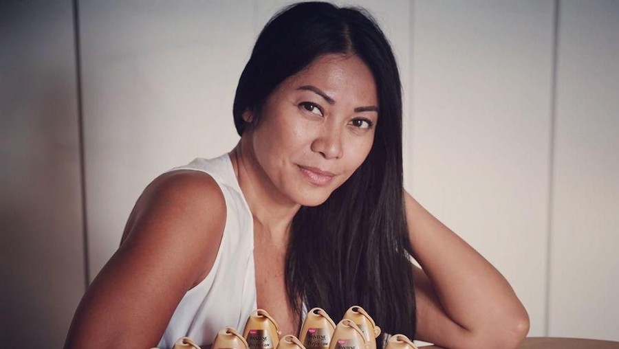 Reaksi Anggun Soal Kecaman Netizen pada Agnez Mo Agnez Mo masih terus dikecam, karena hal ini Anggun pun memberi reaksi tajam.
