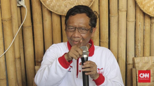 Mahfud MD meminta warga Natuna memahami situasi. Dia mengakui bila pemerintah telat menginformasikan evakuasi WNI dari Wuhan ke warga sehingga memicu demo.