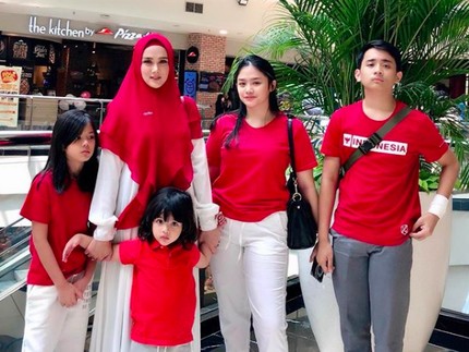 Intip, 7 Potret Sederhana Kebahagiaan Keluarga Mulan Jameela