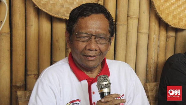 Mantan Ketua MK, Mahfud MD berharap Imam Nahrawi tabah dan bersabar atas kasus suap dana hibah KONI yang menjeratnya sebagai tersangka.