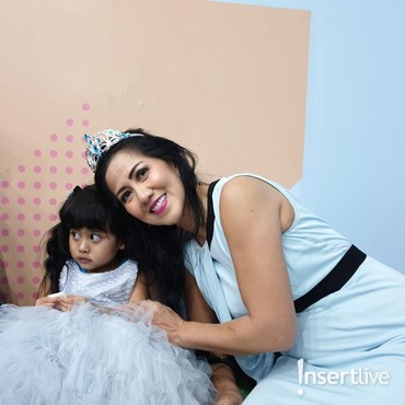 Ultah Ketiga, Putri Venna Melinda Minta Belajar Bahasa Inggris