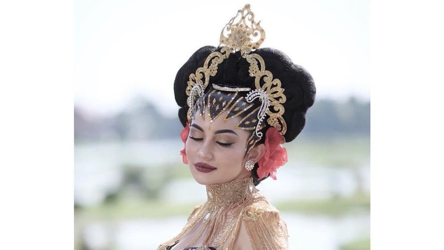 Empat foto seksi Ariel Tatum yang sempat jadi sorotan.