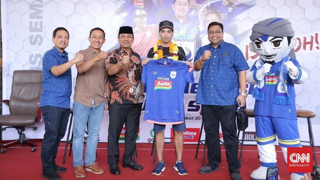 Desakan suporter PSIS Semarang berbuah manis setelah Pemprov Jateng mengizinkan klub tersebut gunakan Stadion Jatidiri.