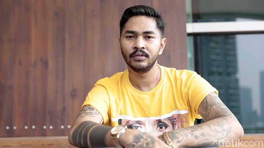 Onadio Leonardo saat berkunjung ke kantor detikcom.