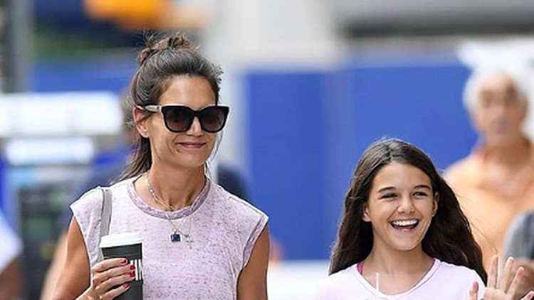 suri cruise dan katie holmes