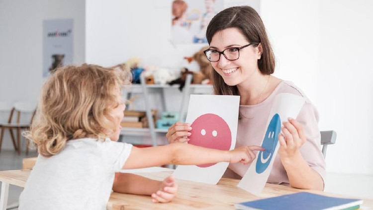 Bunda tinggal di daerah Jakarta Barat dan sedang mencari preschool untuk si kecil? Yuk, simak daftarnya.