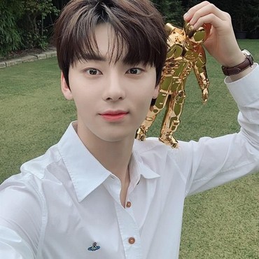 Lewat Musik, Minhyun NU'EST Ingin Menyebarkan Kebahagiaan
