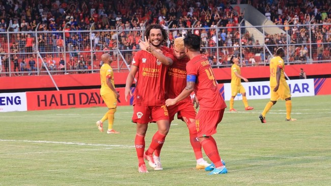 Dalam perjalanan kompetisi Liga 2 kerap diwarnai berbagai insiden memalukan. Berikut 5 insiden memalukan di Liga 2.
