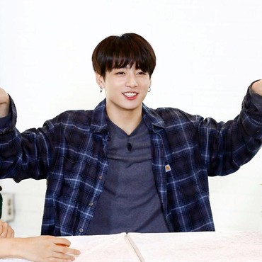 Jungkook BTS Alami Kecelakaan Mobil