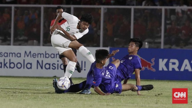 Pelatih Timnas Indonesia U-16 Bima Sakti tidak ingin pemainnya terlalu dipuji usai menang 4-0 atas Filipina di pertandingan kualifikasi Piala Asia U-16 2020.