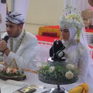 Sah! Meidian Maladi Resmi Menikah dengan Gina Fitri