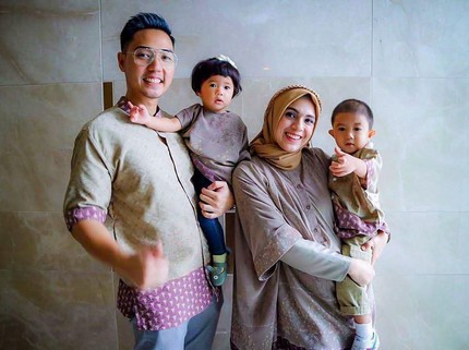 Prinsip Nycta Gina dan Suami dalam Mendidik Anak