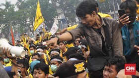 Unjuk Rasa Karhutla di Palembang Ricuh, 3 Mahasiswa Terluka
