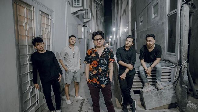 Lirik Lagu Elu-Elukan - Juicy Luicy