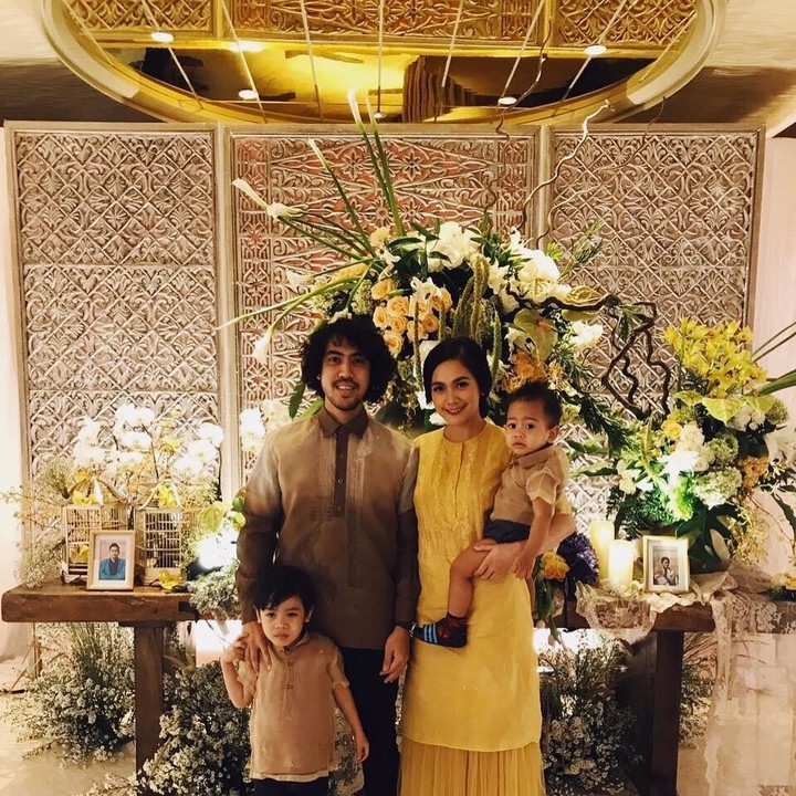 <p>Datang ke pesta, tentu harus kompak dong. (Foto: Instagram @randydanistha)</p>