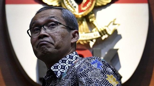 Dewas KPK setelah memeriksa fakta dan bukti menyimpulkan bahwa perbuatan Alexander Marwata dinyatakan tidak cukup alasan untuk berlanjut ke sidang etik.