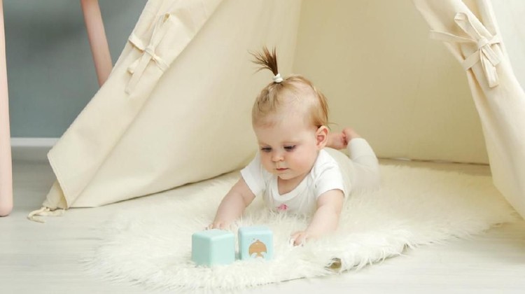 20 Nama Bayi Perempuan Skandinavia Berawalan E
