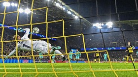 img-title Aksi Ter Stegen Selamatkan Barcelona Dinilai Tidak Sah