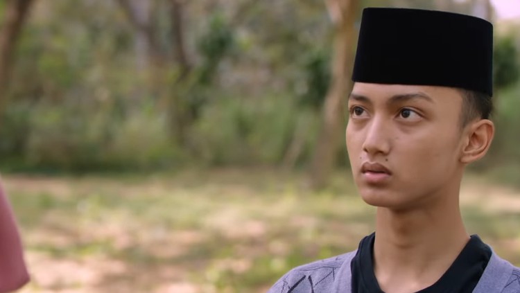 Trailer film The Santri garapan sutradara Livi Zheng tuai kontroversi. Para ulama pun memberikan kritik.