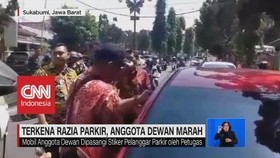VIDEO: Terkena Razia Parkir, Anggota Dewan Marah