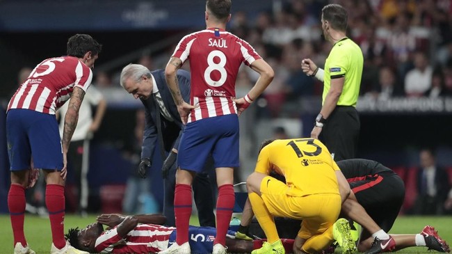 Arsenal akhirnya resmi merekrut Thomas Partey dari Atletico Madrid dengan menebus klausul rilis sebesar 50 juta euro atau setara Rp869 miliar.