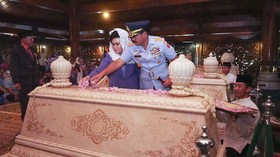 Peringati HUT TNI, Panglima TNI Ziarah ke Makam Soeharto